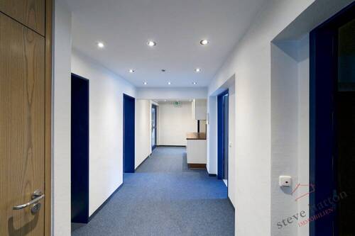 12200-6 Flur DG - Büro in Augsburg zur Miete