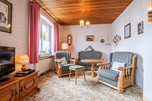 18344 Wohnzimmer - 5 Zimmer Einfamilienhaus in Gerolstein