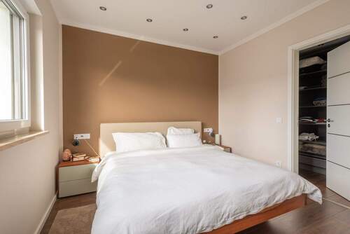 Schlafzimmer 1 mit Ankleide - 