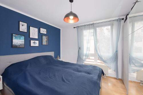 Schlafzimmer - Etagenwohnung mit 75,30 m² in Pforzheim zum Kaufen