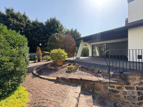 Rückansicht - Einfamilienhaus mit 169,00 m² in Speyer zum Kaufen