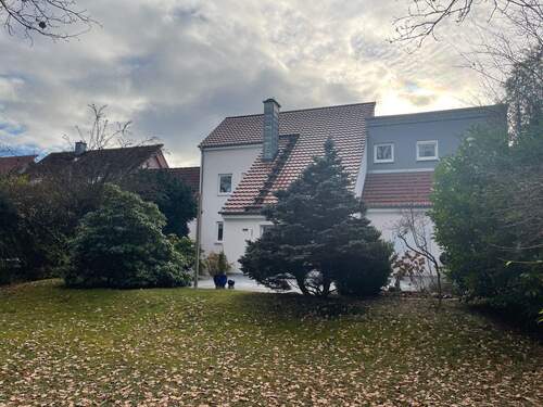 Gartenansicht - Einfamilienhaus mit 164,50 m&sup2; in Weidenberg zum Kaufen