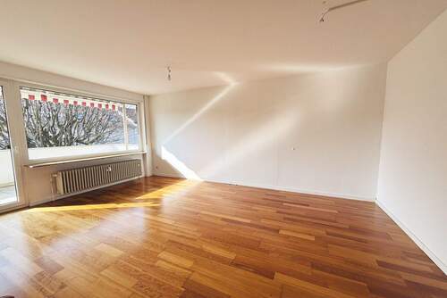 Wohnen - 3 Zimmer Etagenwohnung zum Kaufen in Stuttgart