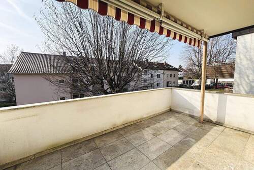 Balkon - 3 Zimmer Etagenwohnung in Stuttgart