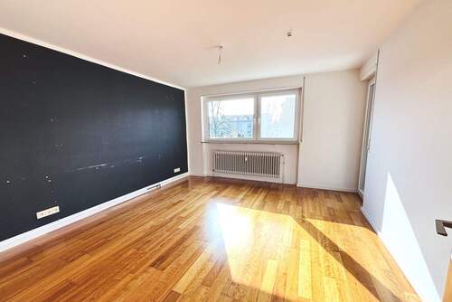 Schlafen - Etagenwohnung mit 97,00 m&sup2; in Stuttgart zum Kaufen