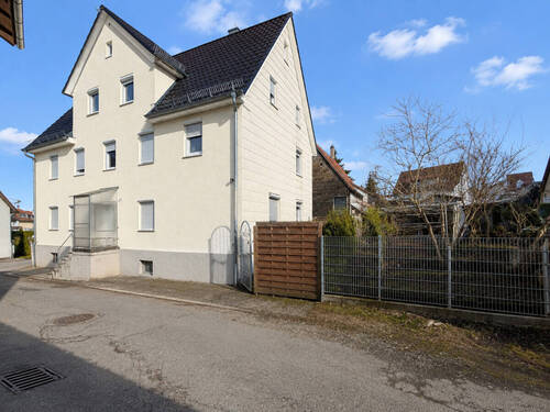 Haus Seitenansicht - 1 Zimmer Doppelhaushälfte in Trossingen