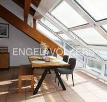 Attraktive 2-Zimmer-Maisonette-Wohnung mit Dachterrasse, EBK und AAP . frei ab sofort - Tübingen Innenstadt