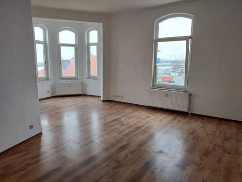 20220413_165907.jpg - 3 Zimmer Wohnung mit Weserblick im 1.OG, 85 m² gut geeignet für Familien