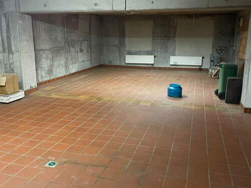 große Garage - 