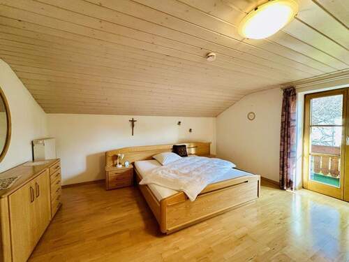 SCHLAFZIMMER DACHGESCHOSS - 