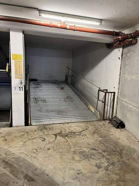 Tiefgarage - 