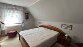 Schlafzimmer im Dachgeschoss - 