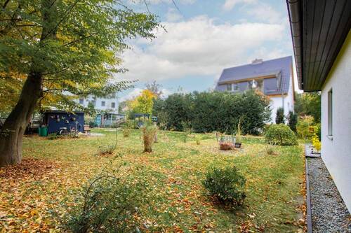 Gartenbereich - 5 Zimmer Einfamilienhaus zum Kaufen in Blankenfelde-Mahlow