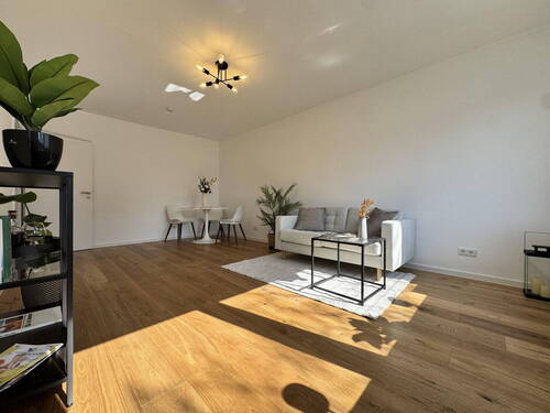 Wohnzimmer 4 - Etagenwohnung mit 65,50 m&sup2; in Bad Homburg zum Kaufen