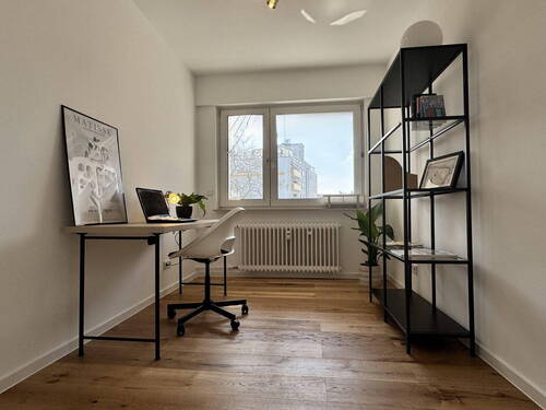 Büro oder Kinderzimmer 1 - 