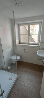 Badezimmer - 3 Zimmer Etagenwohnung in Dinkelsbühl