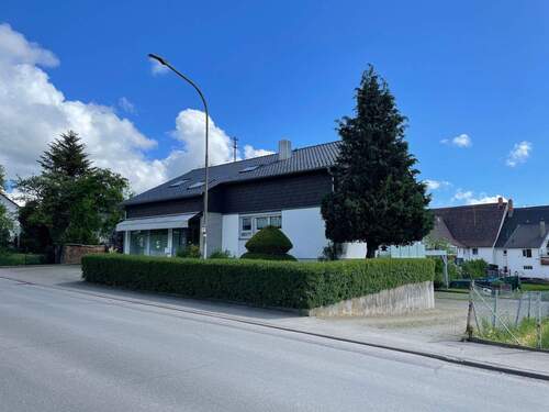 Außenansicht - Attraktives Wohn- und Geschäftshaus mit großem Grundstück