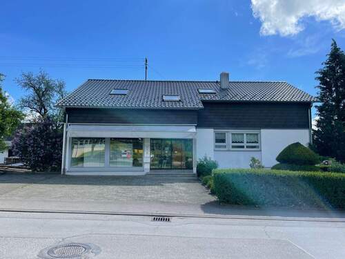 Außenansicht - 6 Zimmer Mehrfamilienhaus, Wohnhaus in Neuhausen ob Eck