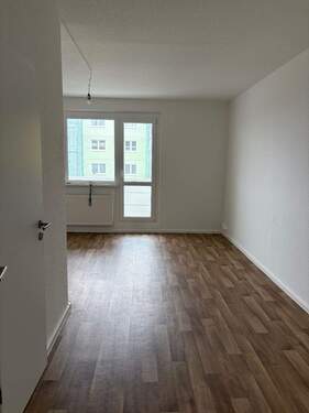 Wohnzimmer - Etagenwohnung mit 62,10 m² in Waren (Müritz) zur Miete