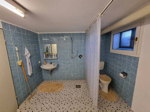 Sanitärbereich Keller - 