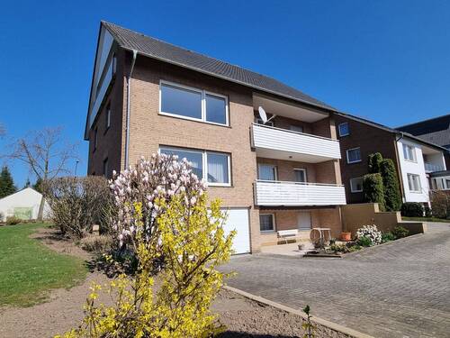 Rückseite mit Innenhof - 