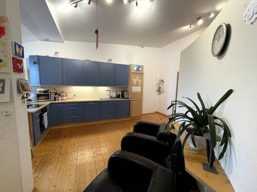 Blick_auf_Küche_Essbereich - 