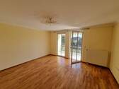 Wohnzimmer - 3 Zimmer Etagenwohnung zur Miete in Bad Rothenfelde