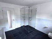 Badezimmer 1. OG - 