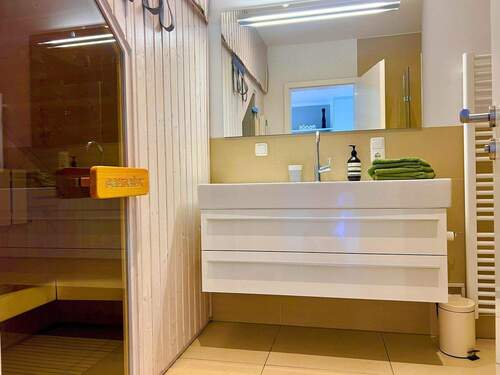 Duschbad mit Sauna EG - 