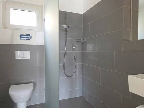 Gästebad mit WC UG - 