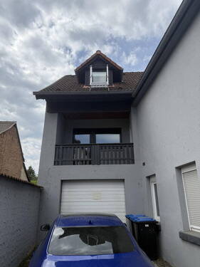 Balkon Einliegerwohnung - 8 Zimmer Einfamilienhaus zur Miete in Friedberg