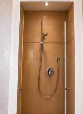 Dusche.jpeg - 