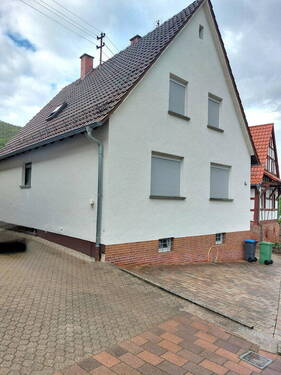 Bild 1 - Wohnhaus mit Charme für Gartenliebhaber
