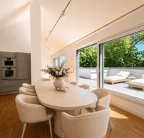 Haus im Haus! Luxus verteilt auf 2 Ebenen mit Garten und Garage in Villenlage - Berlin Lichtenrade