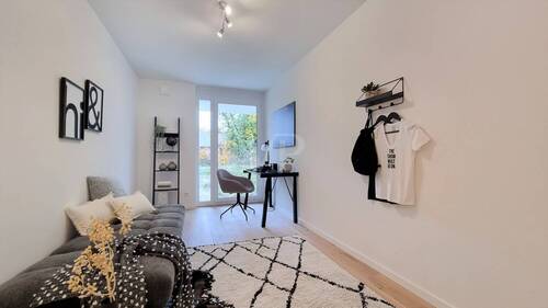 Beispiel Büro - 4 Zimmer Etagenwohnung zum Kaufen in Remseck am Neckar / Aldingen