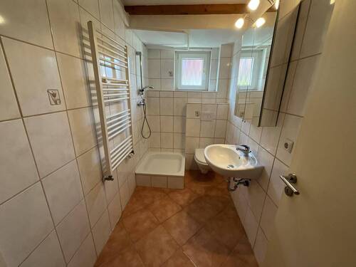Duschbad im Erdgeschoss - 