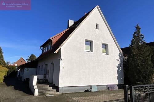 Westen - Viel Platz vom Keller bis zum ausgebauten Spitzboden