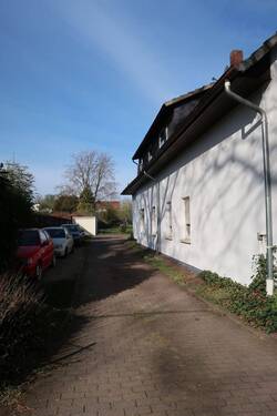 Hofeinfahrt - Mehrfamilienhaus, Wohnhaus mit 280,00 m&sup2; in Bad Oeynhausen zum Kaufen