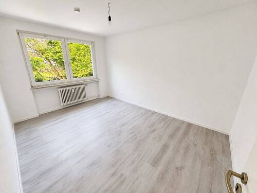 Schlafzimmer 2 - 3 Zimmer Etagenwohnung in Schweppenhausen
