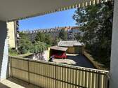 Blick vom Balkon - 1 Zimmer Etagenwohnung zur Miete in Nürnberg