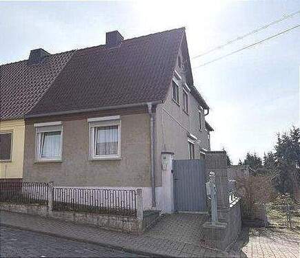 Außenansicht - 7 Zimmer Doppelhaushälfte zum Kaufen in Artern/Unstrut