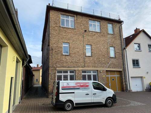 Gebäuderückseite - 