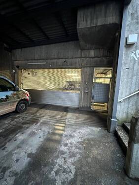 Einfahrt - TG-Stellplatz - 15.000,00&nbsp;EUR Kaufpreis,