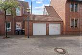 Linke Garage gehört zur Wohnung - 4 Zimmer Etagenwohnung zum Kaufen in Sendenhorst
