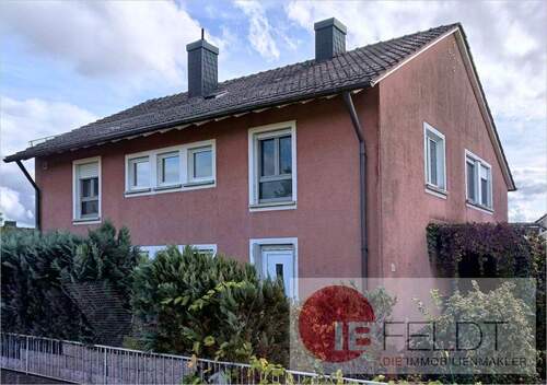 Hausansicht - Provisionsfrei! Wohnen über der Praxis - vielseitiges Wohn- und Geschäftshaus