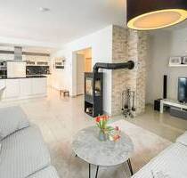 Weitblick in der Stadt - Ihr nachhaltiges KfW 70 Haus mit Waldzugang & Möglichkeit zur Nachbebauung - Lübeck Kücknitz