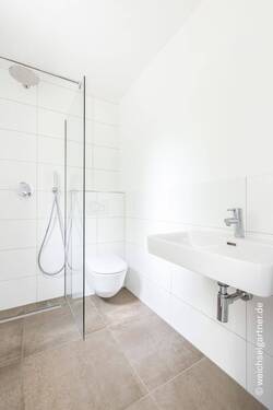 Tageslicht-Duschbad im EG - 