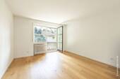 Zimmer im OG mit Balkonzugang - 