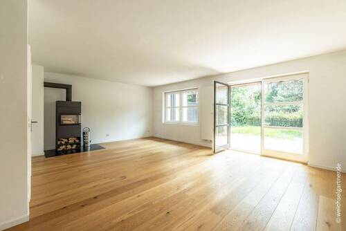 Blick vom Essplatz zum Garten - 