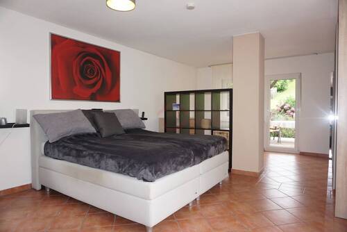 Schlafzimmer mit Terassenzugang - 